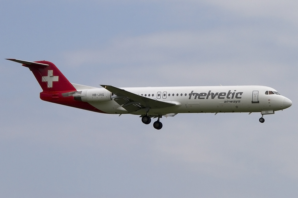 Helvetic Airways, HB-JVG, Fokker, F-100, 24.05.2015, ZRH, Zürich, Switzerland 



