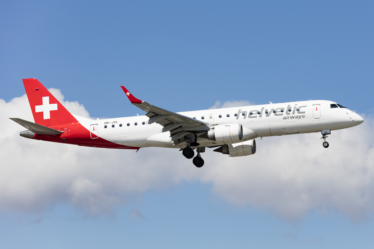 Helvetic Airways, HB-JVL, Embraer, 190LR, 17.04.2017, GVA, Geneve, Switzerland 






