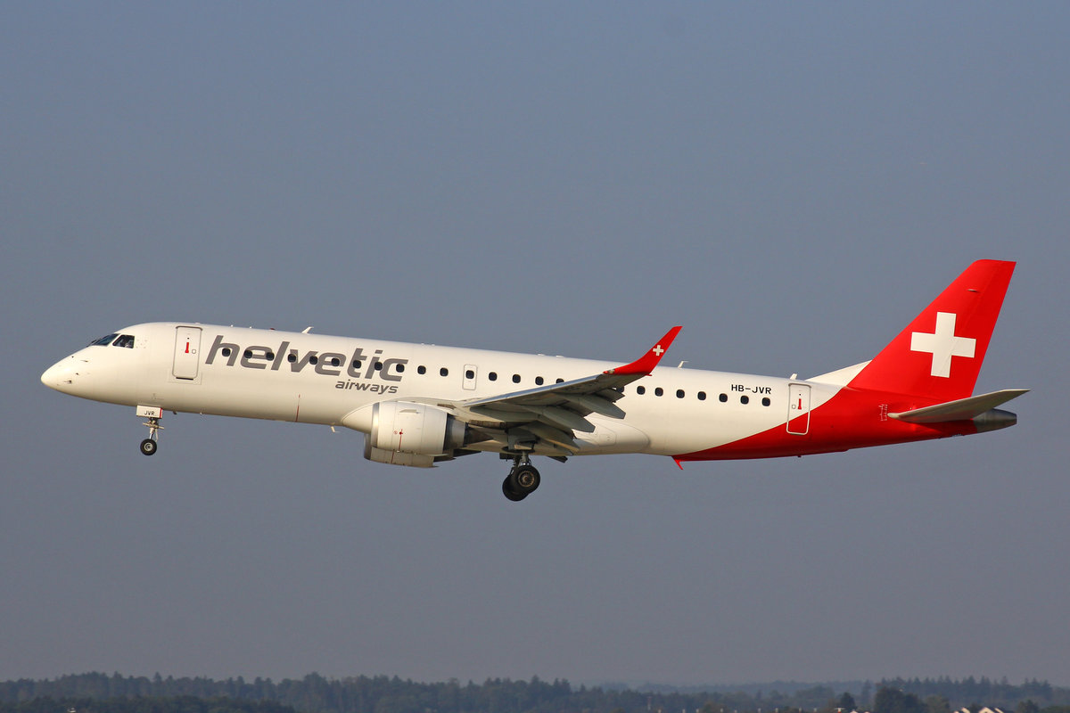 Helvetic Airways, HB-JVR, Embraer-Emb 190LR, 31.August 2016, ZRH Zürich, Switzerland.