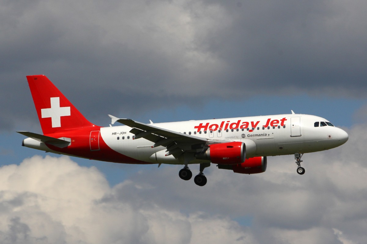 Holiday Jet (Operated by Germania Flug), HB-JOH, Airbus A319-112, 19.Juni 2015, ZRH Zürich, Switzerland.