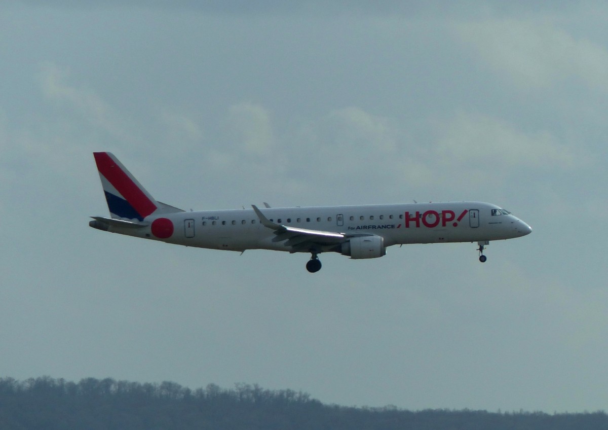 HOP Air France, F-HBLI, Embraer ERJ 190, Paris (CDG), 2.3.2016