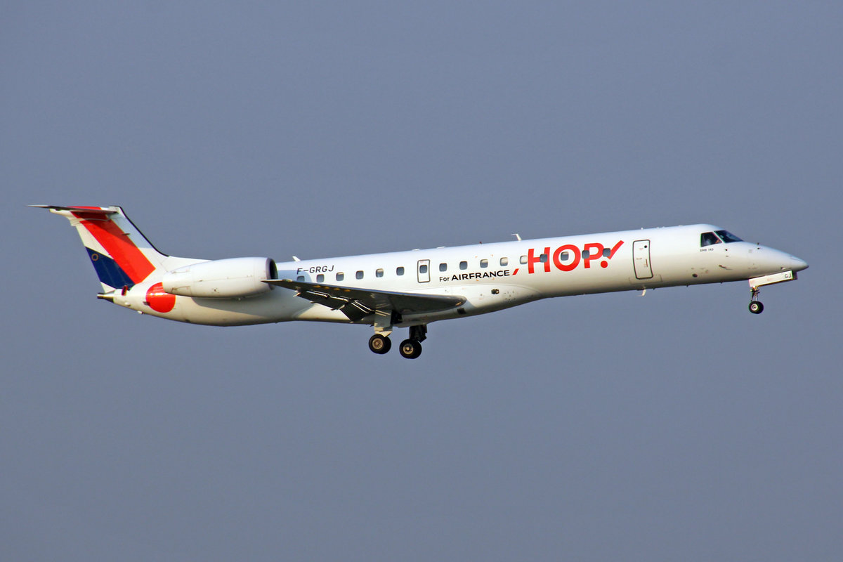 HOP!, F-GRGJ, Embraer ERJ-145EU, msn: 297, 15.Oktober 2018, MXP Milano-Malpensa, Italy.