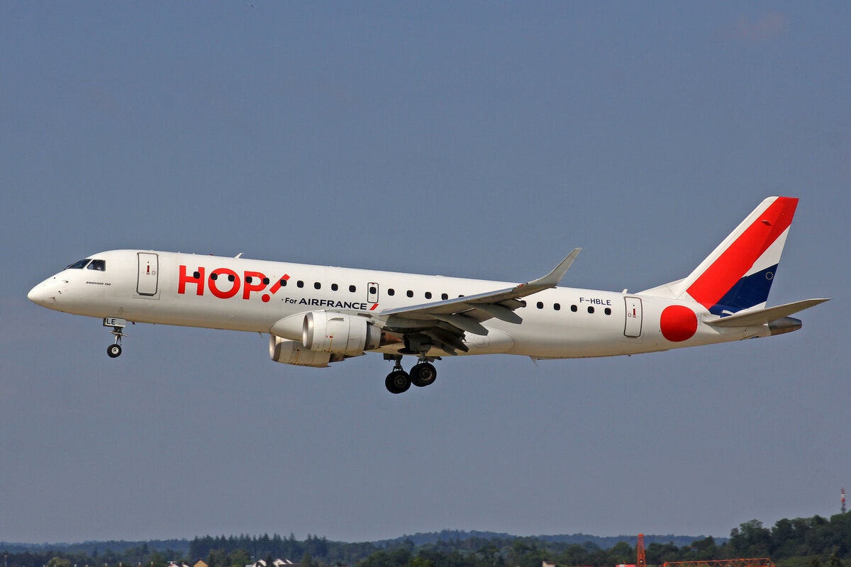 HOP!, F-HBLE, Embraer ERJ-190LR, msn: 19000123, 10.Juli 2022, ZRH Zürich, Switzerland.