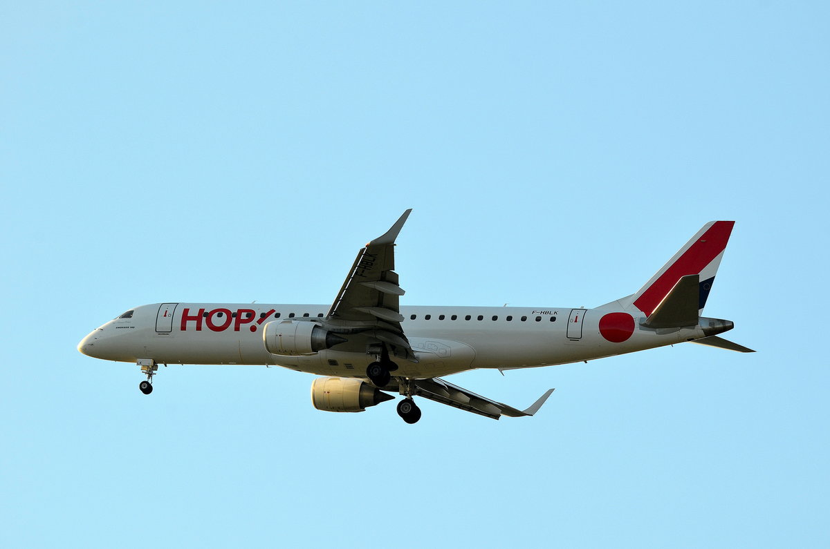 HOP!,Embraer ERJ-190STD,F-HBLK,über Hamburg Poppenbüttel,30.01.21