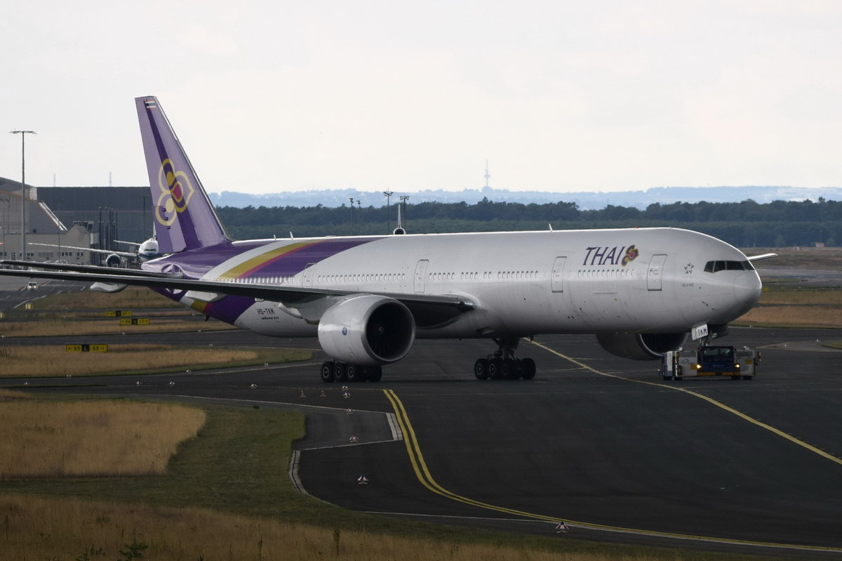 HS-TKM Thai Airways International Boeing 777-3AL(ER)  am 06.08.2016 in Frankfurt unterwegs