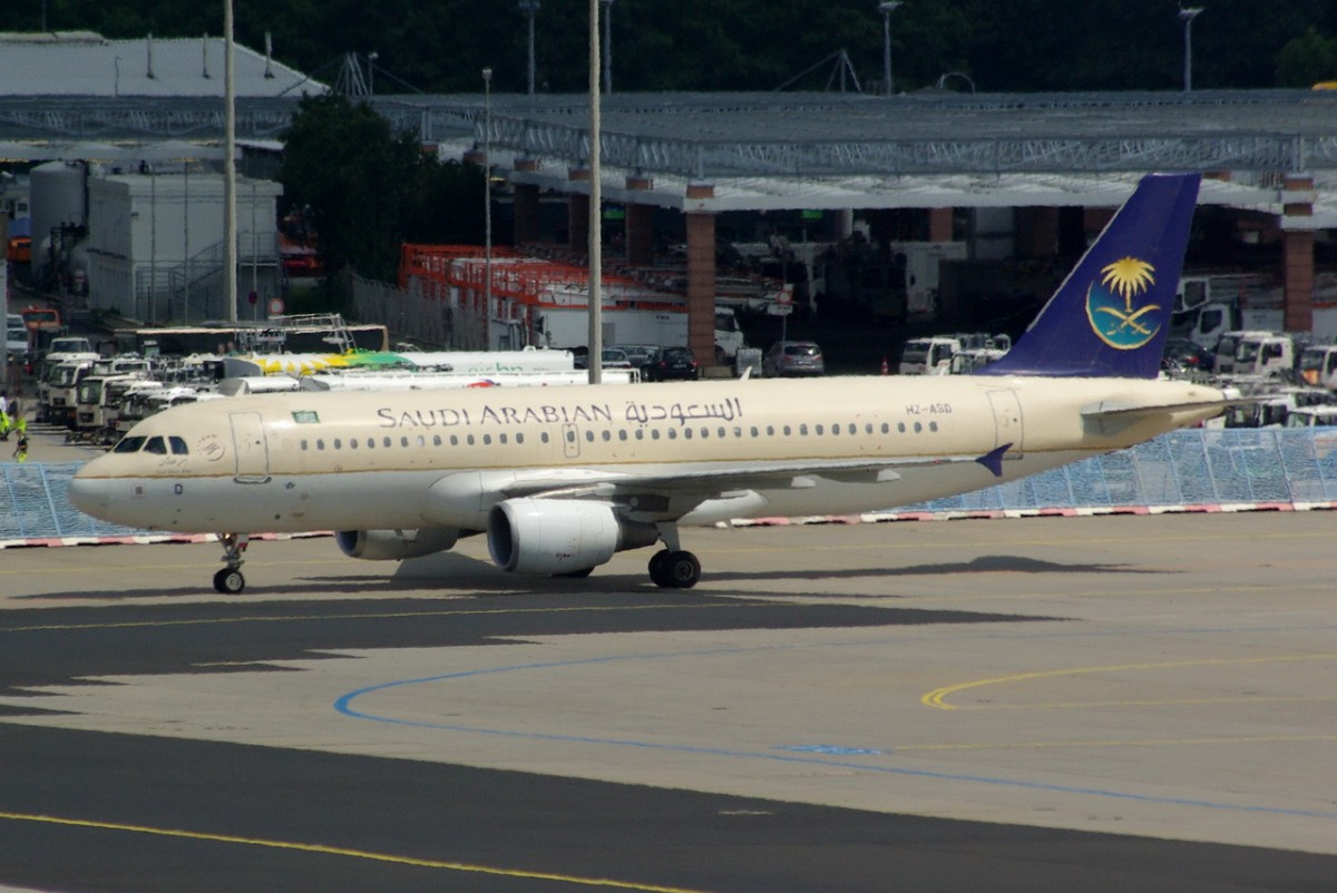 HZ-ASD Saudi Arabian Airlines Airbus A320-214    gelandet in Frankfurt am 16.07.2014
