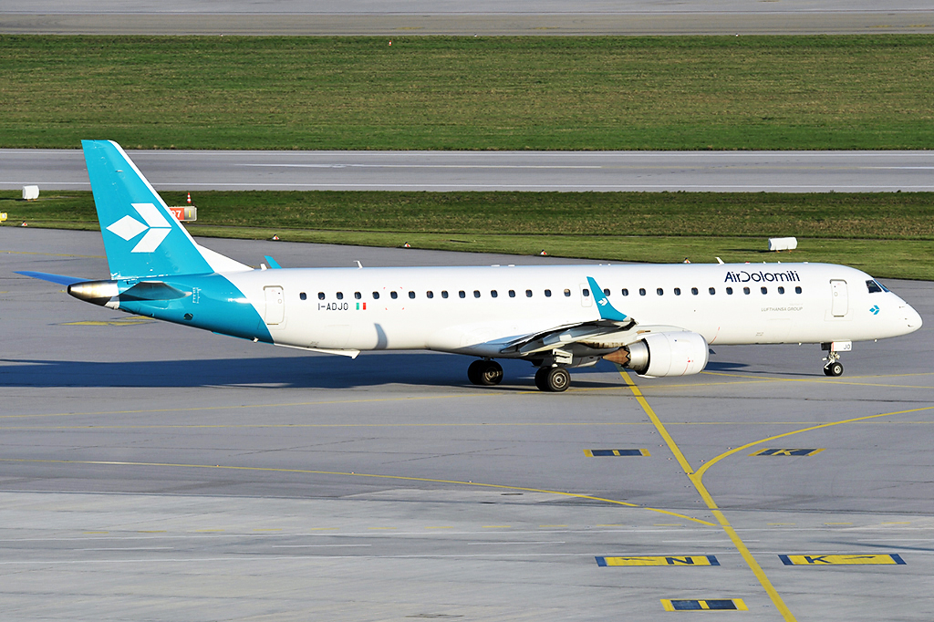 I-ADJO Embraer 190-200LR 19.04.2019