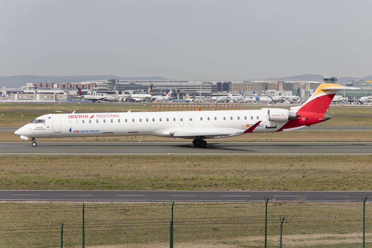 Iberia - Air Nostrum, EC-MJC, Bombardier, CRJ-1000, 01.04.2017, FRA, Frankfurt, Germany 




