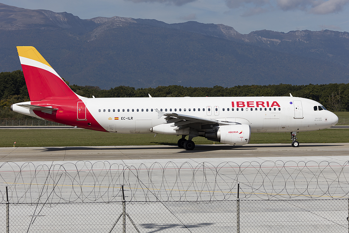 Iberia, EC-ILR, Airbus, A320-214, 24.09.2017, GVA, Geneve, Switzerland 




