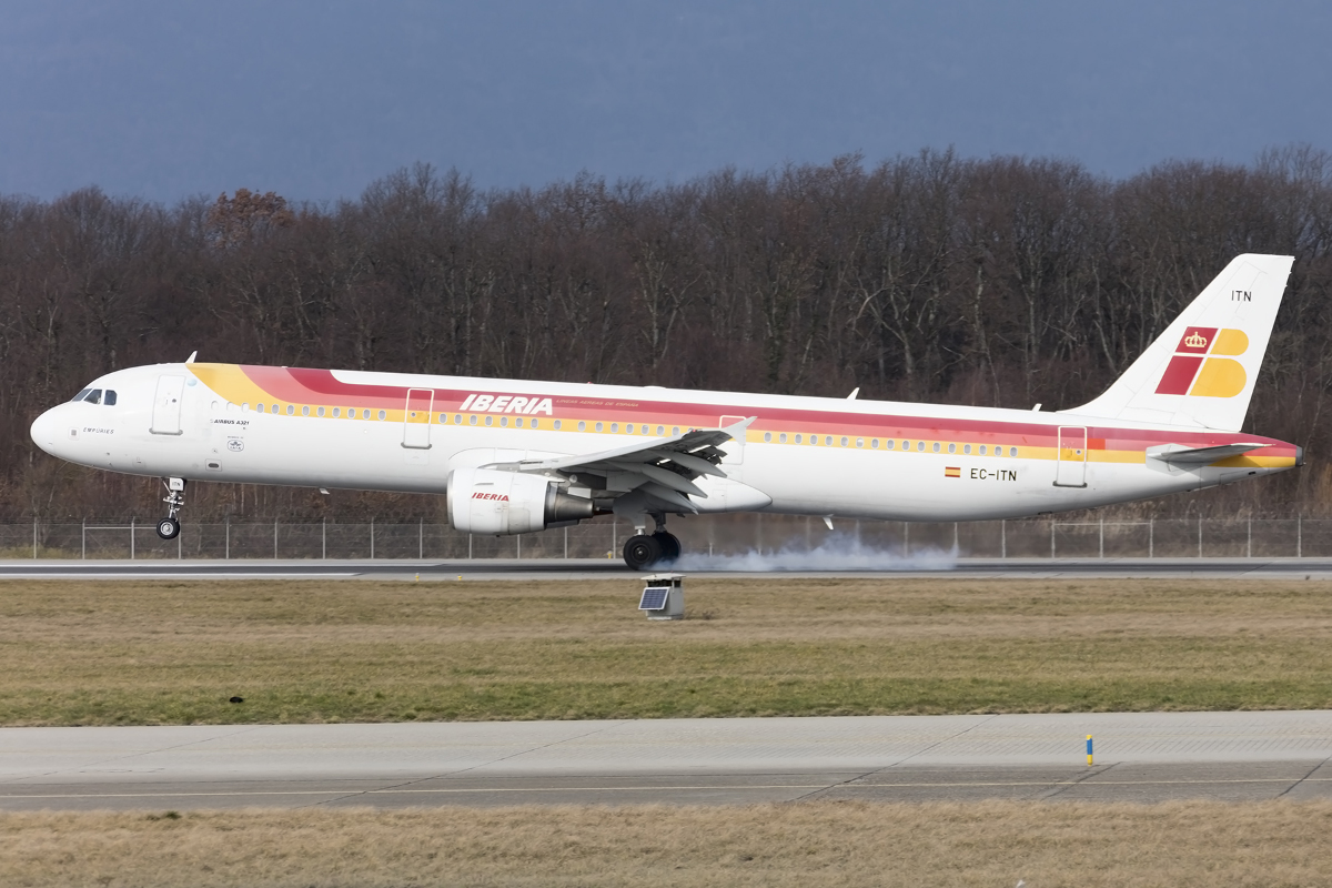 Iberia, EC-ITN, Airbus, A321-211, 30.01.2016, GVA, Geneve, Switzerland 



