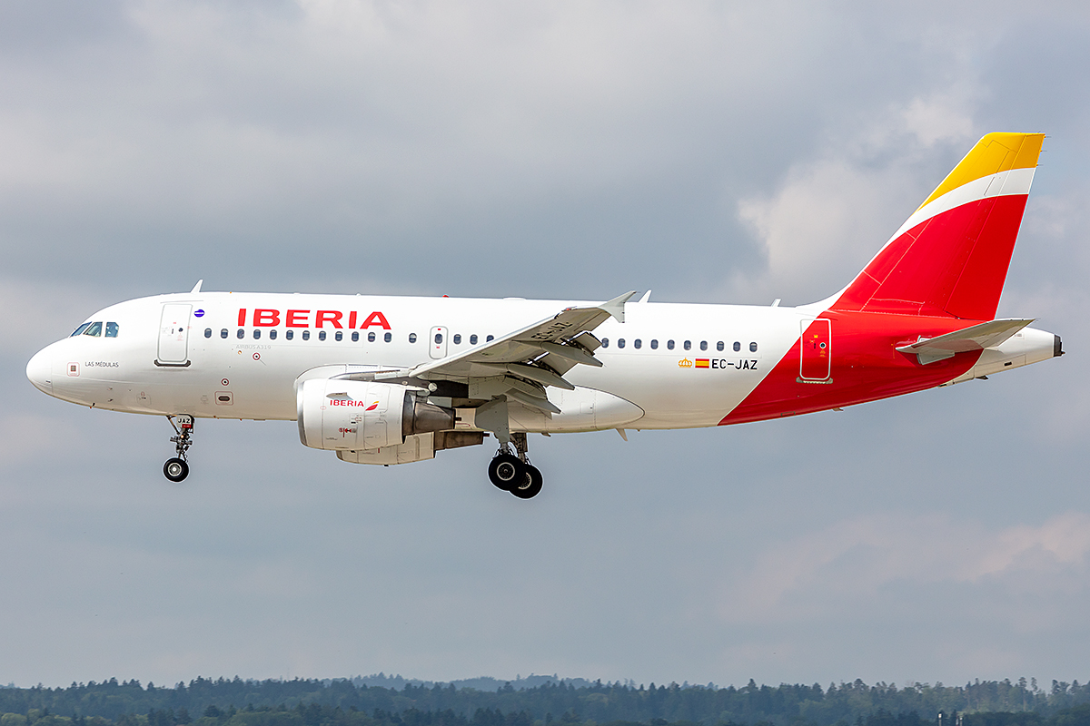 Iberia, EC-JAZ, Airbus, A319-111, 26.06.2021, ZRH, Zürich, Switzerland