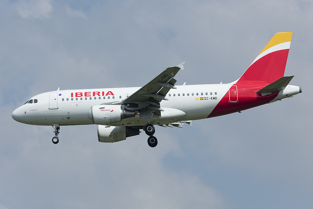 Iberia, EC-KMD, Airbus, A319-111, 01.05.2019, MUC, München, Germany 




