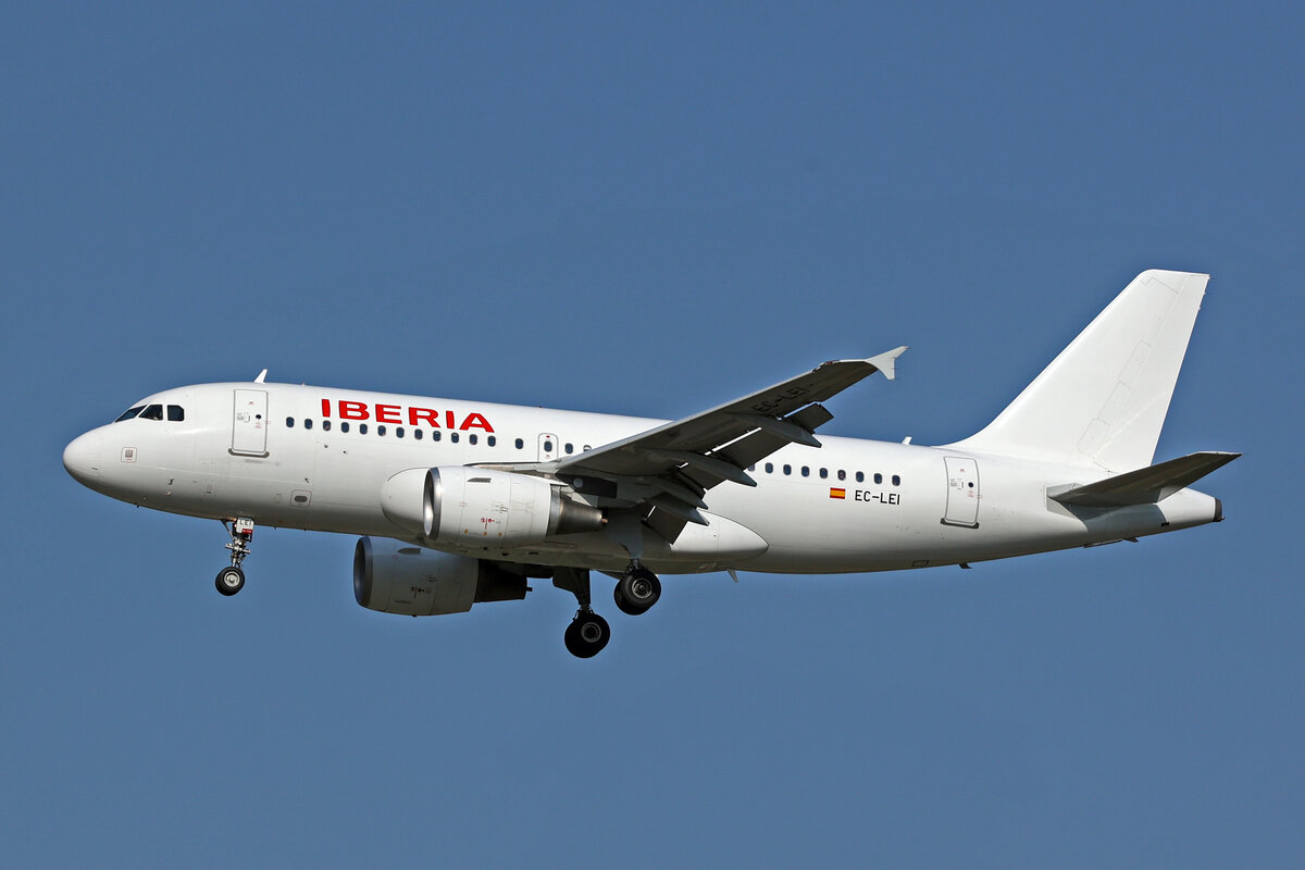 Iberia, EC-LEI, Airbus A319-111, msn: 3744, 11.Juli 2023, MXP Milano Malpensa, Italy.