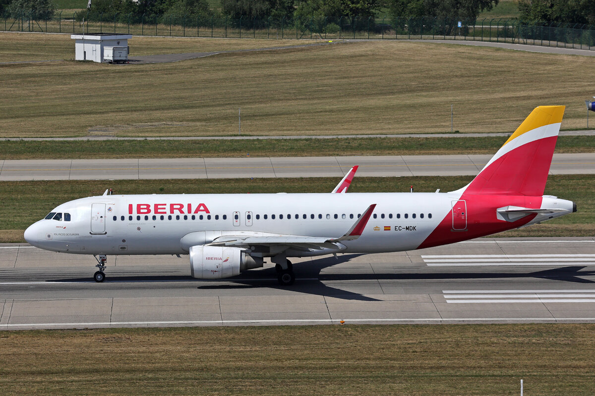 Iberia, EC-MDK, Airbus A320-214, msn: 6328,   P.N. Picos De Europa , 19.Juni 2026, ZRH Z�rich, Switzerland.
