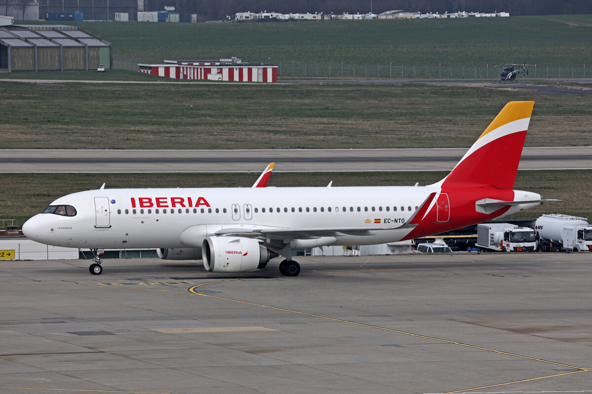 Iberia, EC-NTO, Airbus A320-251N, msn: 10818,  La Munoza , 09.März 2024, GVA Genève, Switzerland.