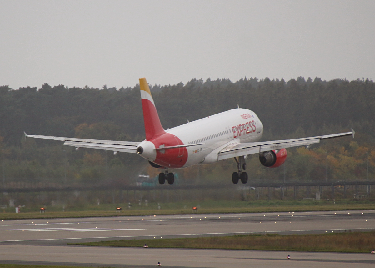 Iberia Express, Airbus A 320-214, EC-JFN, BER, 10.10.2025