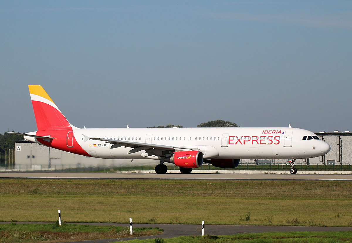 Iberia Express, Airbus A 321-211, EC-JEJ, BER, 09.10.2021