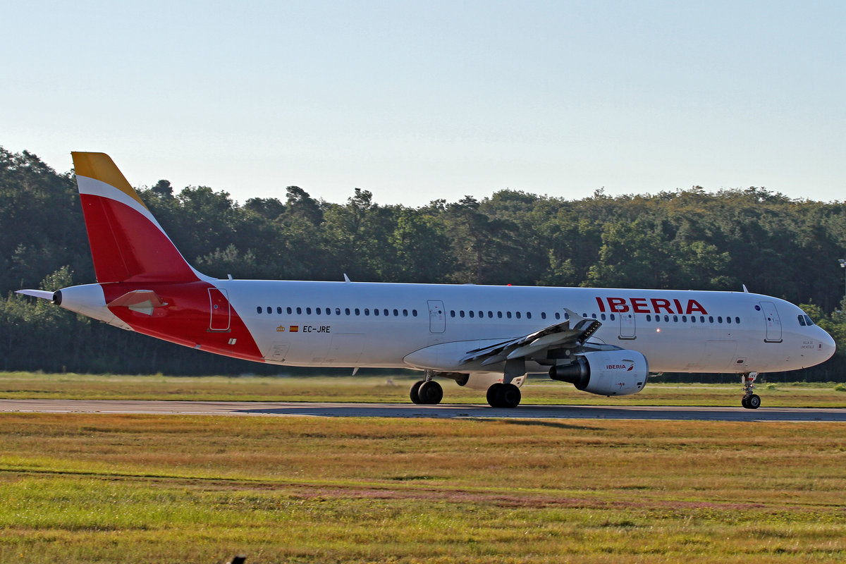 Iberia (IB-IBE), EC-JRE  Villa de Uncastillo , Airbus, A 321-212, 24.08.2016, FRA-EDDF, Frankfurt, Germany