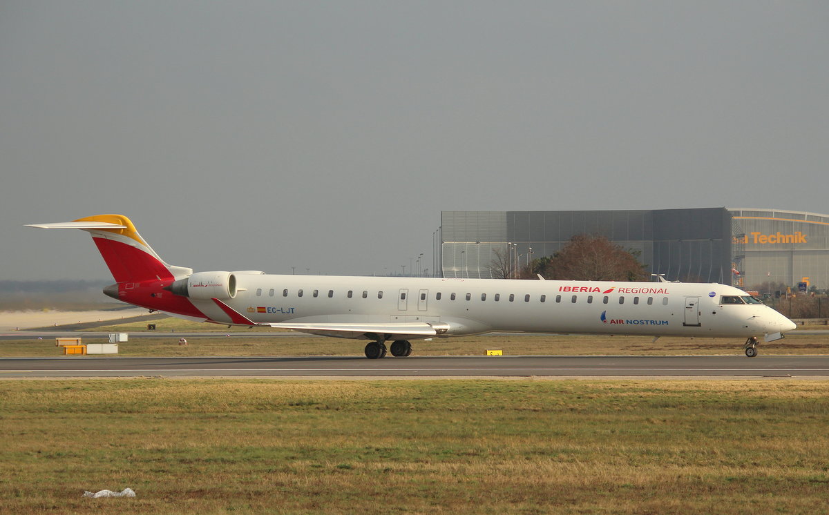 Iberia Regional, EC-LJT, MSN 19005,Canadair Regional Jet CRJ 1000, 13.01.2018, FRA-EDDF, Frankfurt, Germany 