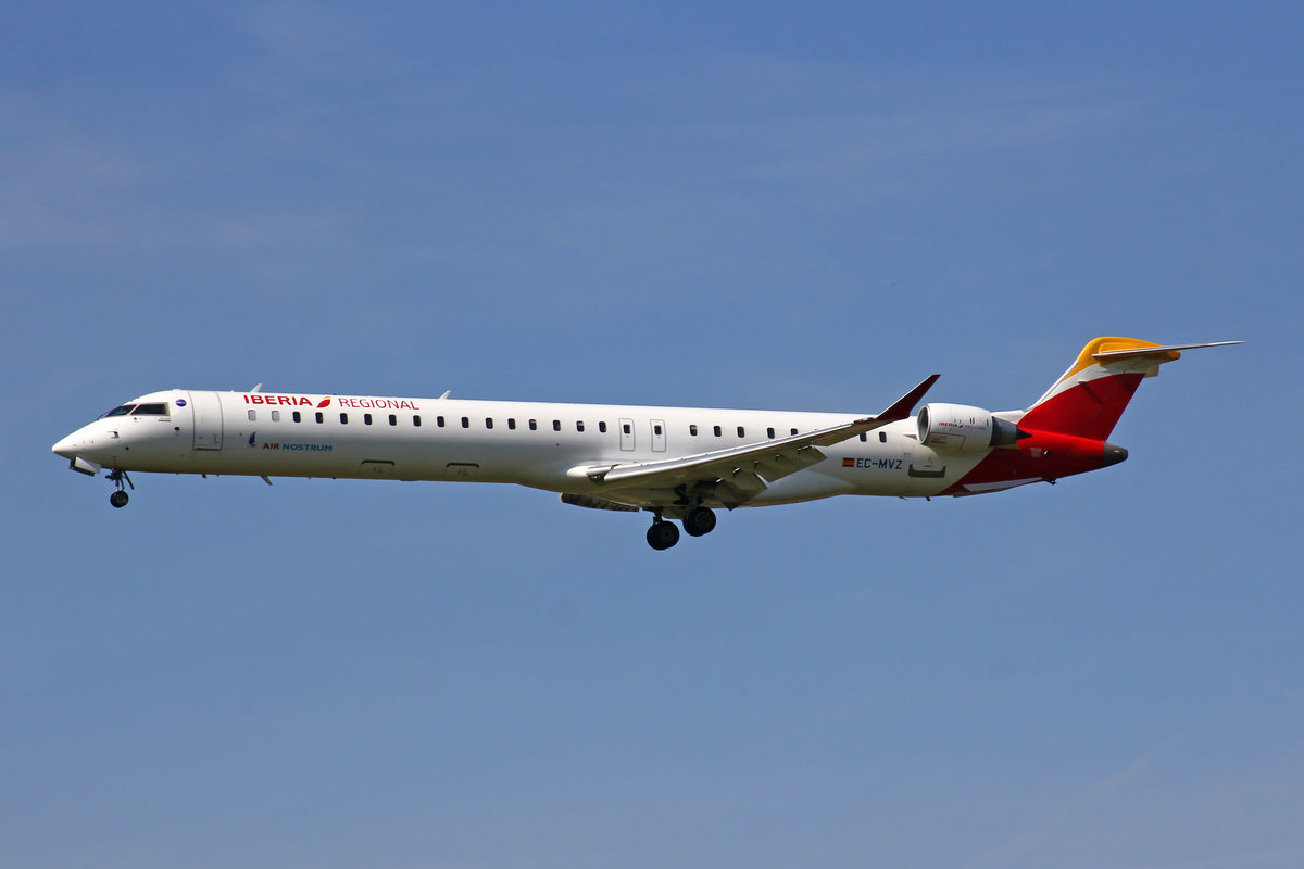 Iberia Regional (Operated by Air Nostrum), EC-MVZ, Bombardier CRJ-1000, msn: 19063, 01.August 2019, ZRH Zürich, Switzerland.