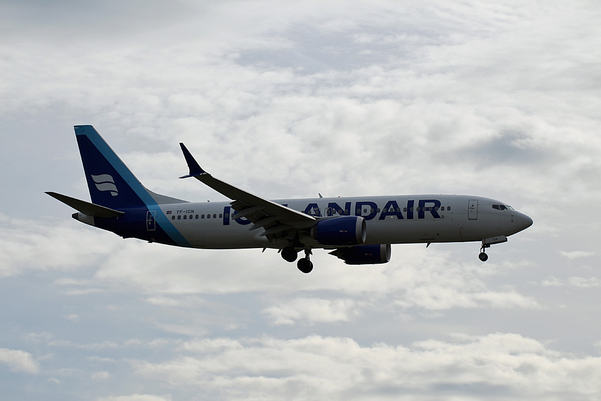 Icelandair, Boeing B 737 MAX 8, TF-ICN, BER, 16.02.2024