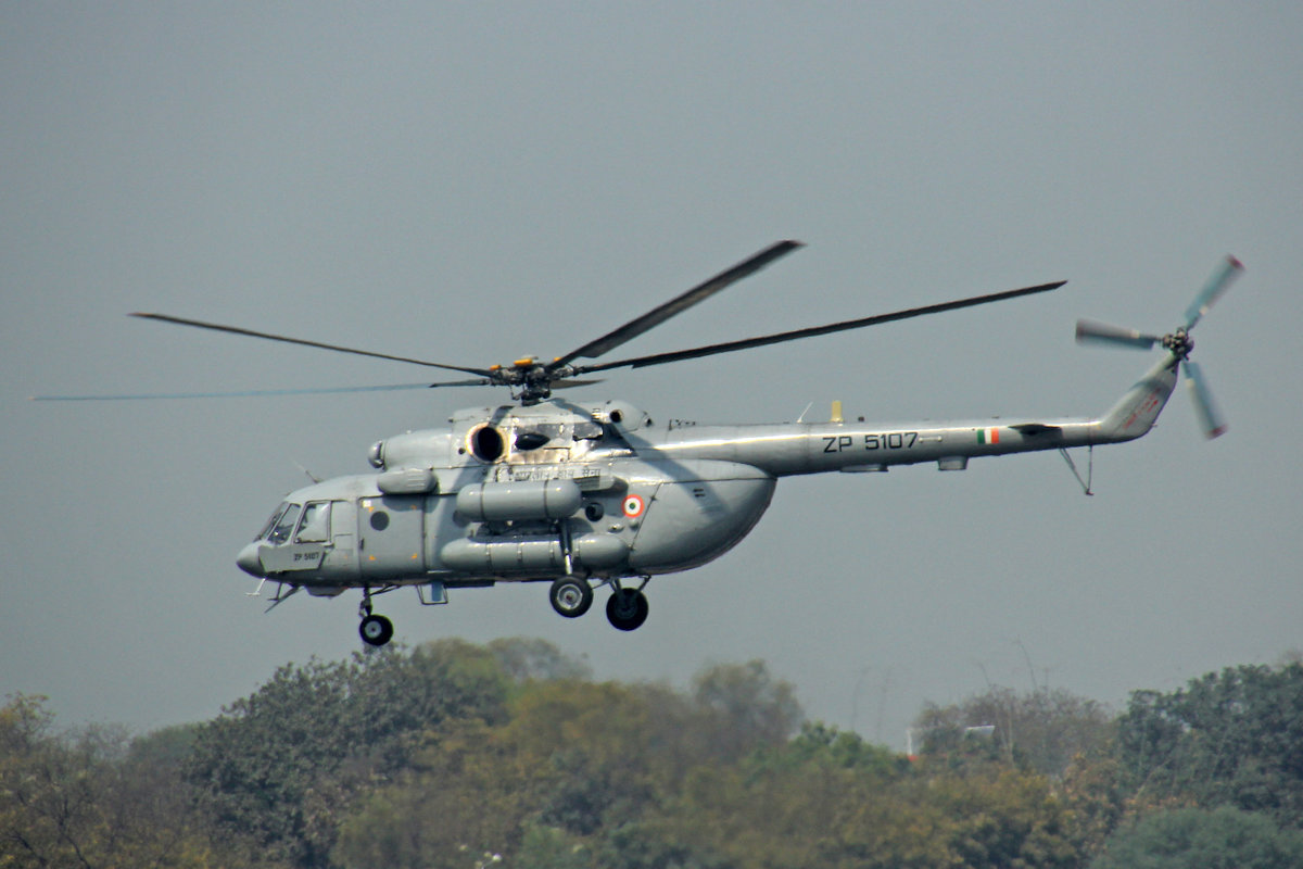 Indian Air Force, ZP5107, Mil Mi-17V-5, 03.März 2017, VNS Varanasi, India.