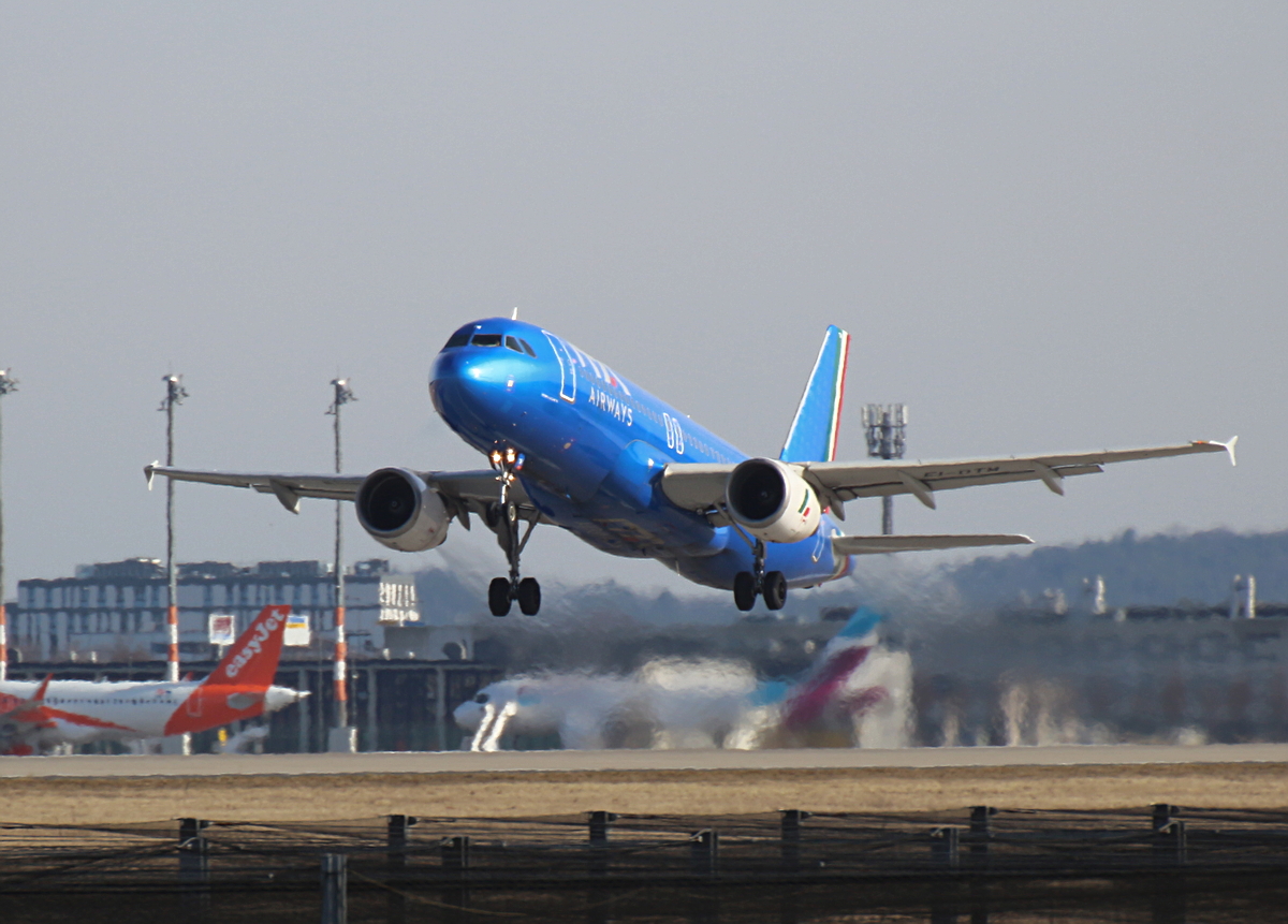 ITA, Airbus A 320-216, EI-DTM, BER, 01.03.2026