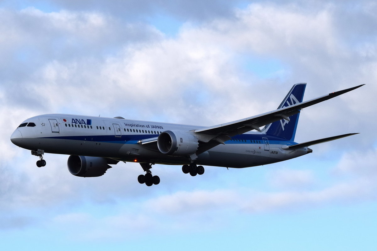 JA871A All Nippon Airways Boeing 787-9 Dreamliner   , MUC , 03.10.2017