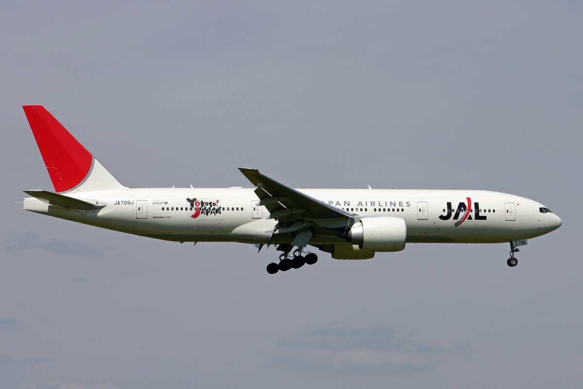Japan Airlines, JA709J, Boeing 777-246ER, msn: 32896/489, 08.Juli 2006, ZRH Zürich, Switzerland.