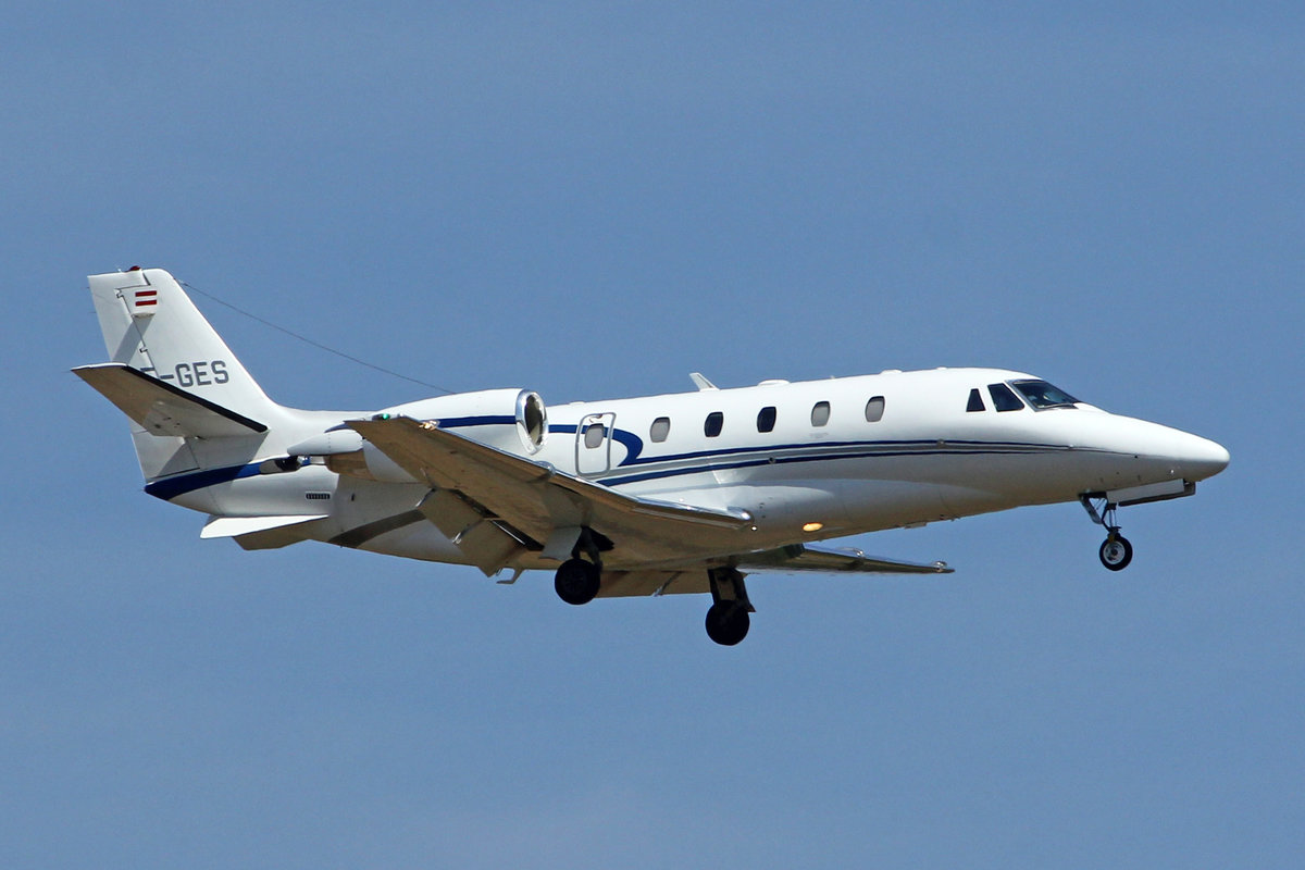 Jet24 GmbH, OE-GES, Cessna 560XLS+, msn: 560-6036, 01.August 2018, ZRH Zürich, Switzerland.