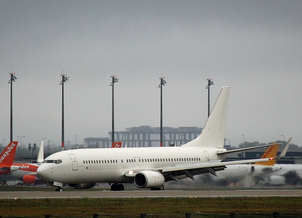 KlasJet, Boeing B 737-85P, LY-LOC, BER, 28.10.2023