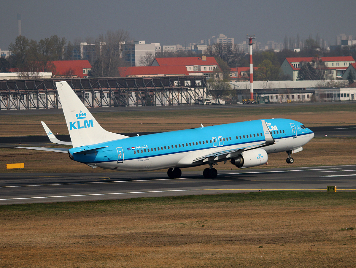 KLM B 737-8K2 PH-BCA beim Start in Berlin-Tegel am 29.03.2014