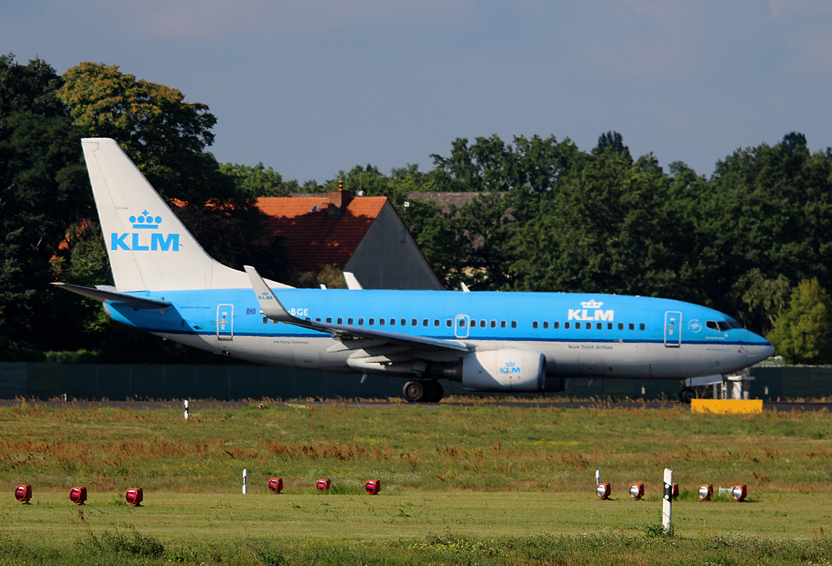 KLM, Boeing B 737-7K2, PH-BGE, TXL, 07.08.2016