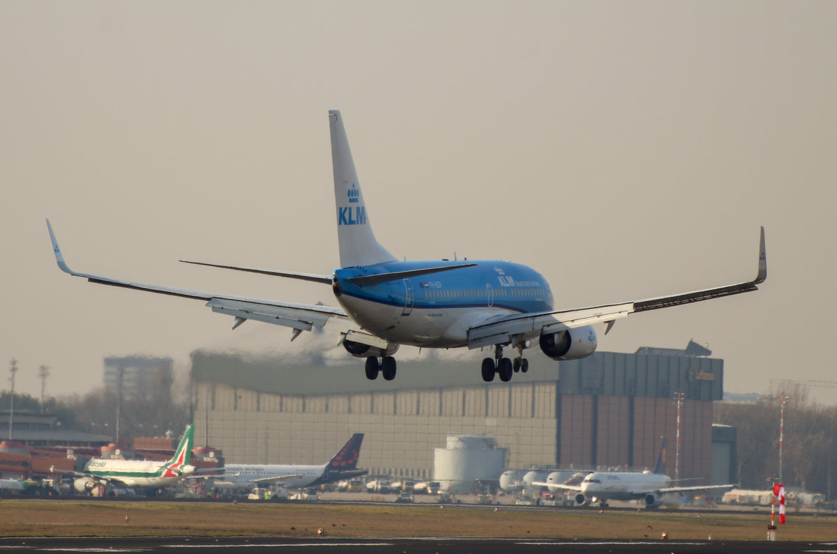 KLM, Boeing B 737-7K2, PH-BGF, TXL, 17.02.2019