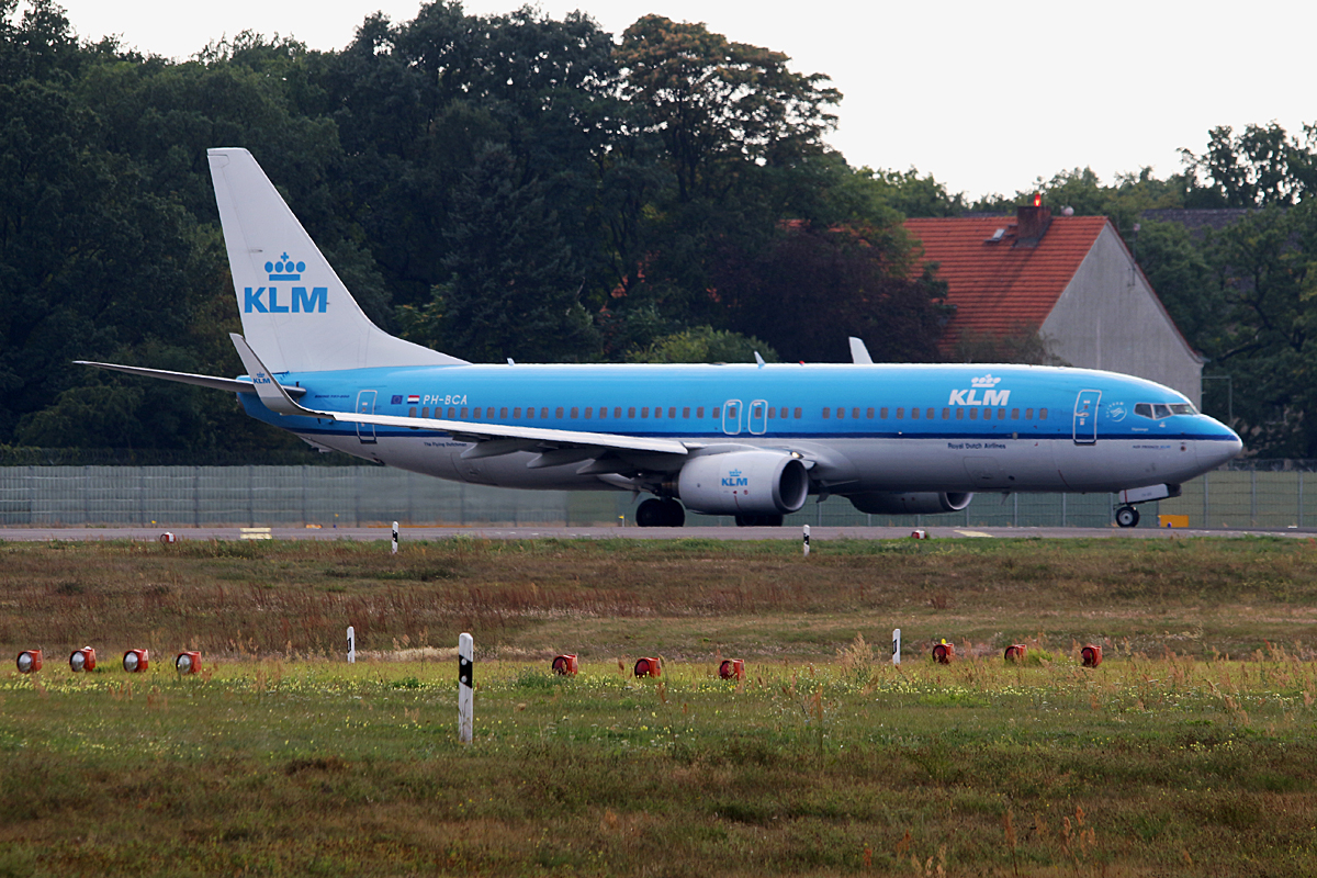 KLM, Boeing B 737-8K2, PH-BCA, TXL, 23.09.2016