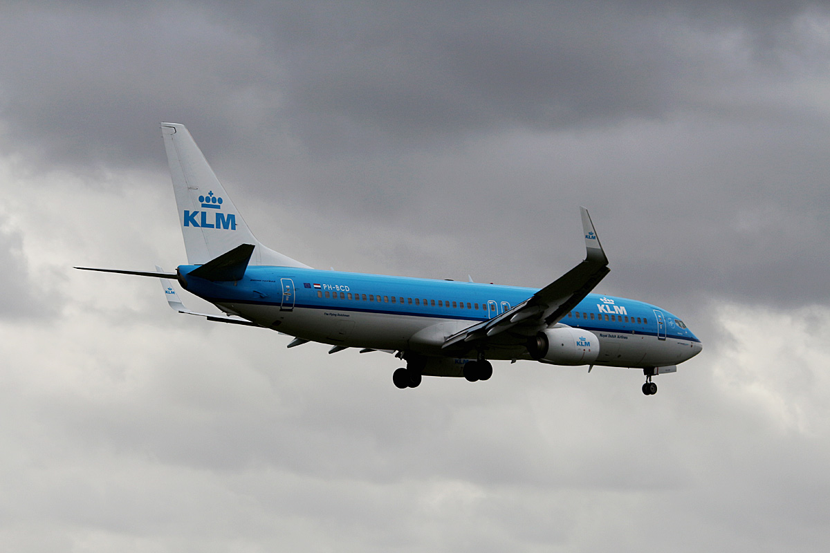 KLM, Boeing B 737-8K2, PH-BCD, TXL, 29.10.2015