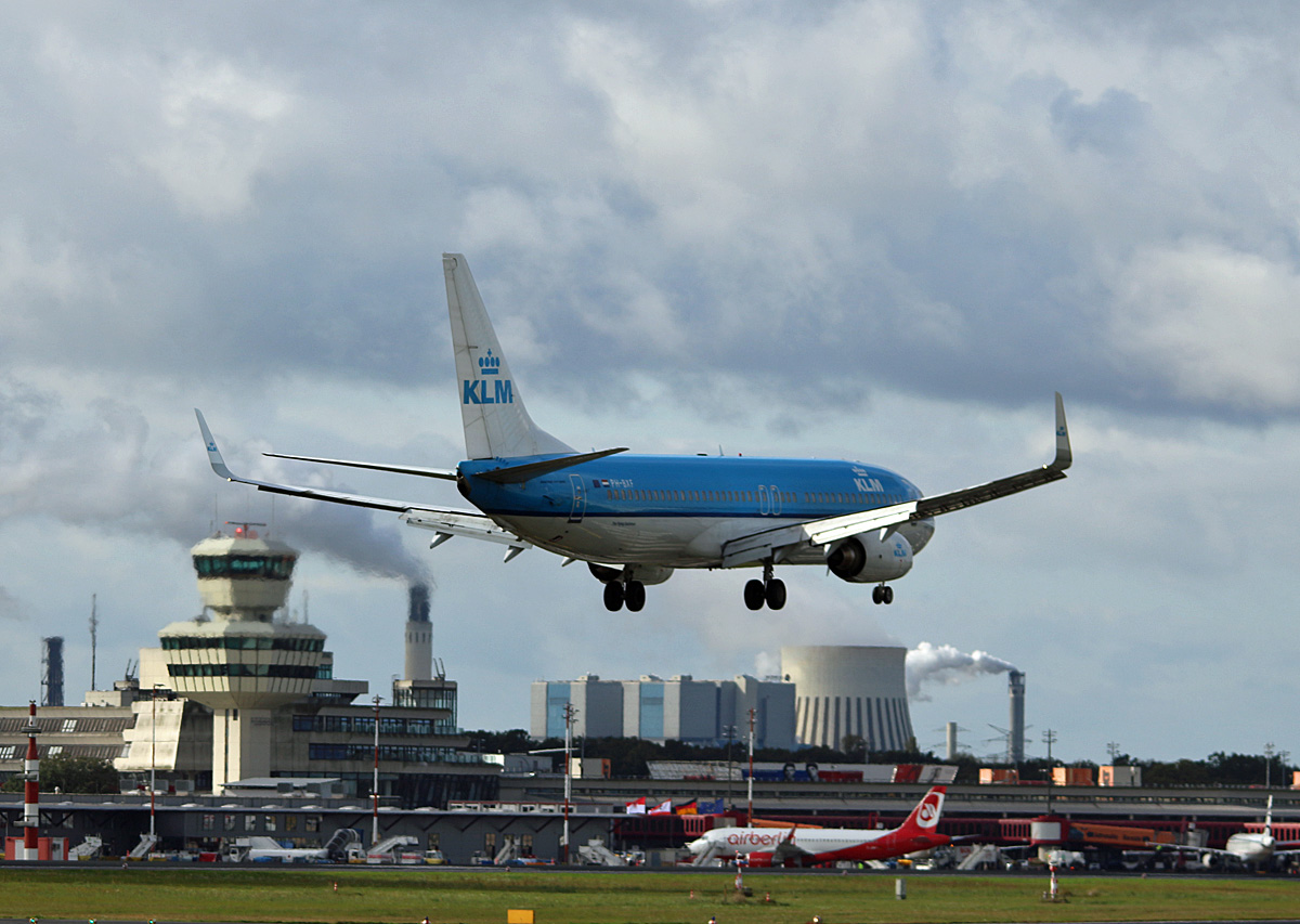 KLM, Boeing B 737-8K2, PH-BXF, TXL, 08.10.2017