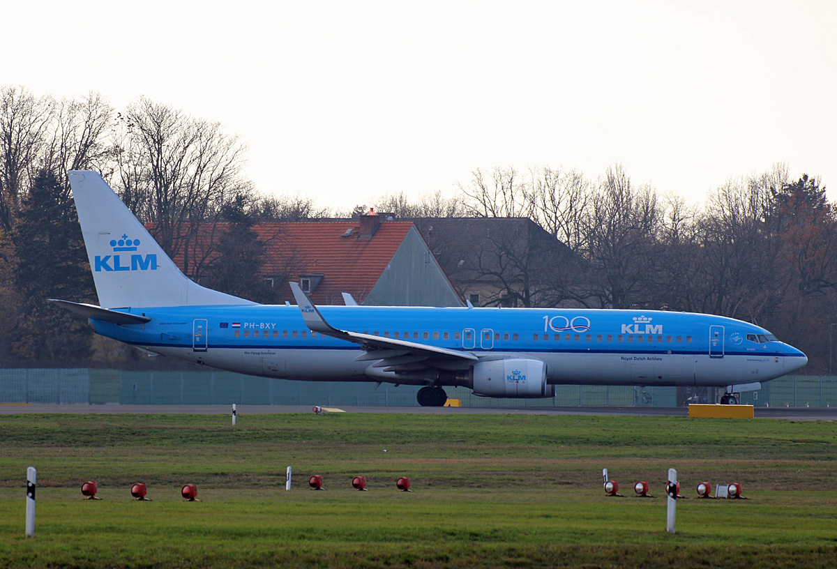 KLM, Boeing B 737-8K2, PH-BXY, TXL, 30.11.2019