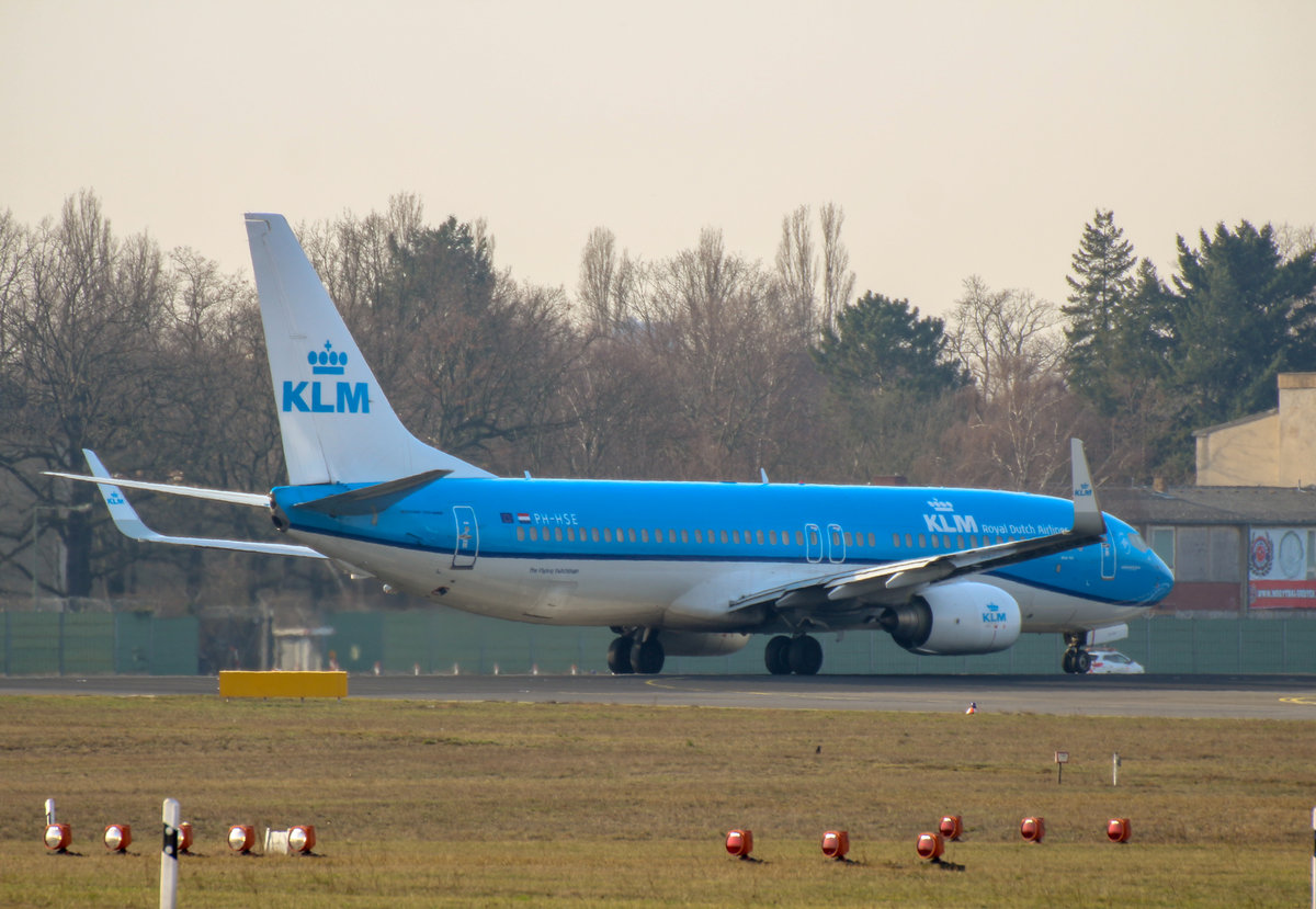 KLM, Boeing B 737-8K2, PH-HSE, TXL, 17.02.2019