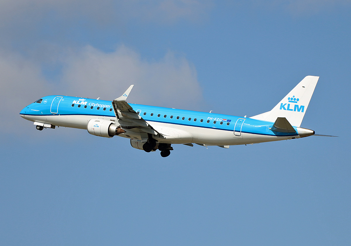 KLM-Cityhopper, ERJ-190-100STD, PH-EZG, BER, 04.04.2021