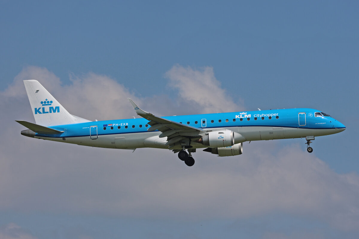 KLM Cityhopper, PH-EXB, Embraer ERJ-190STD, msn: 19000658, 03.Mai 2023, ZRH Zürich, Switzerland.