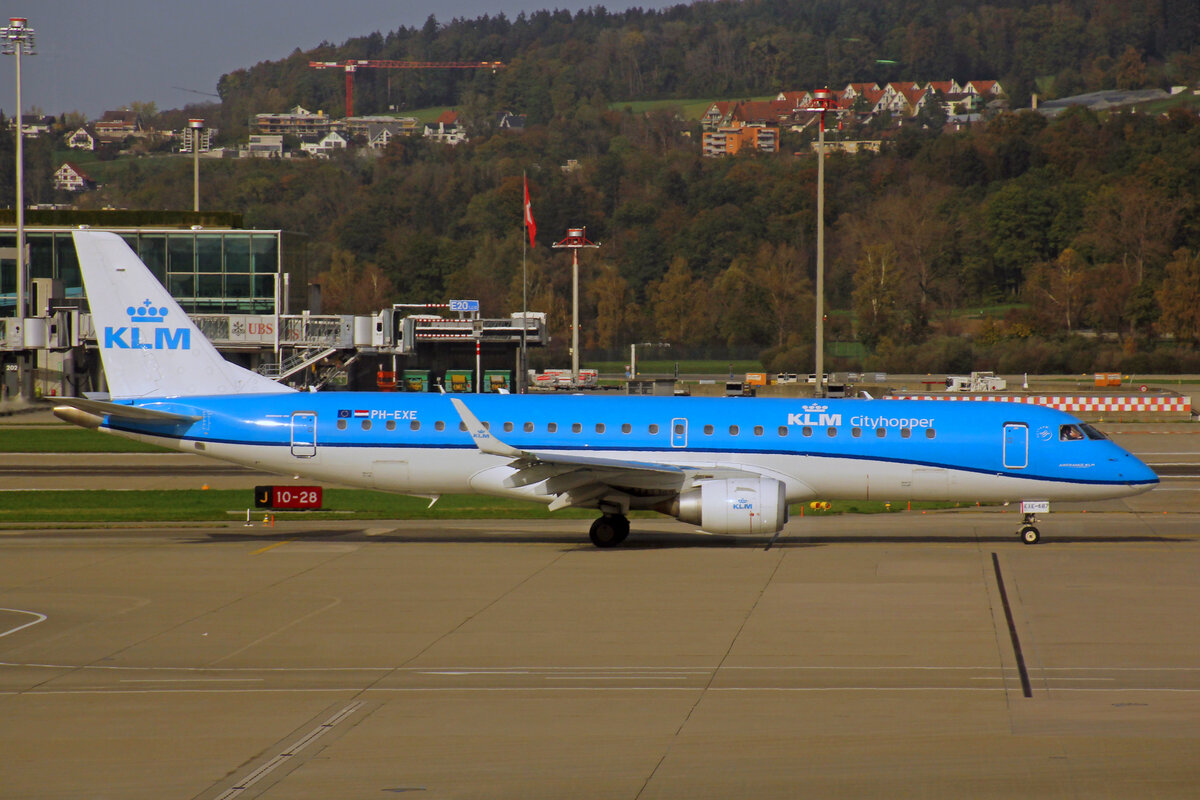 KLM Cityhopper, PH-EXE, Embraer ERJ-190STD, msn: 19000687, 29.Oktober 2022, ZRH Zürich, Switzerland.