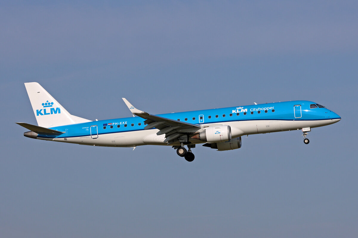 KLM Cityhopper, PH-EXE, Embraer ERJ-190STD, msn: 19000687, 19.Mai 2023, AMS Amsterdam, Netherlands.