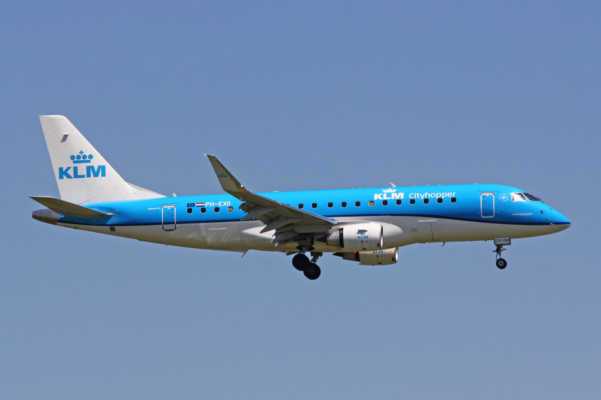 KLM Cityhopper, PH-EXO, Embraer ERJ-175STD, msn: 17000668, 09.Juli 2018, ZRH Zürich, Switzerland.