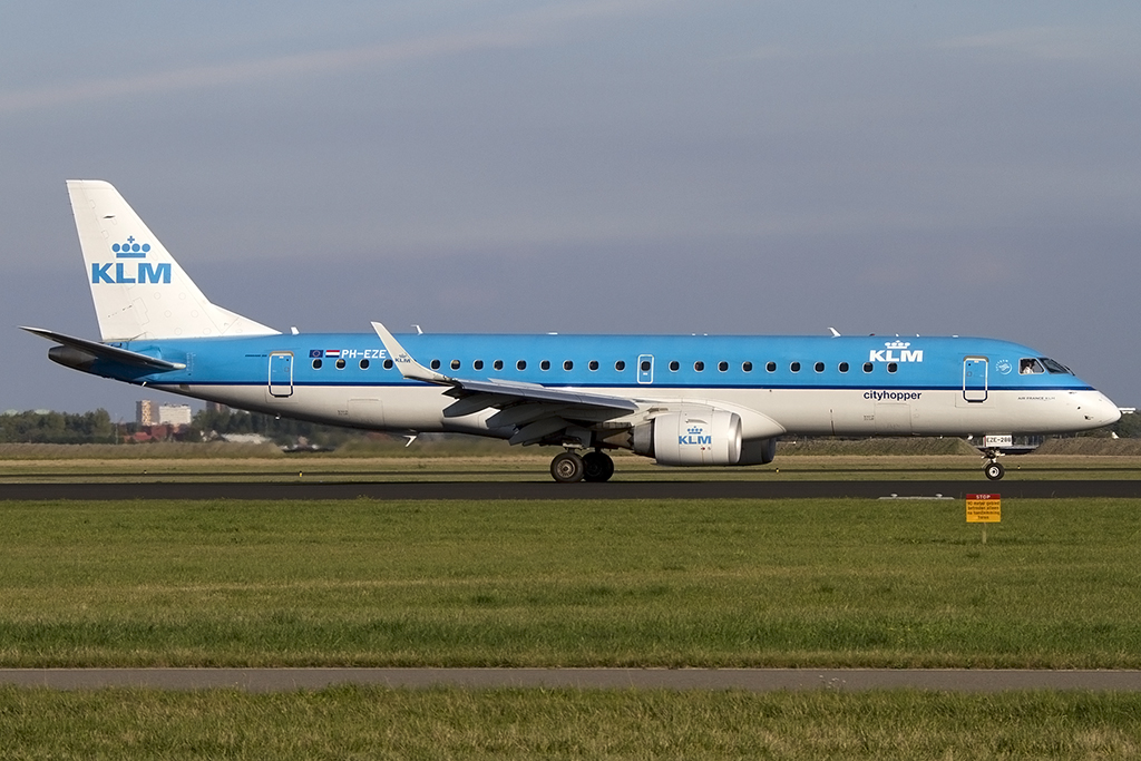 KLM - Cityhopper, PH-EZE, Embraer, 190LR, 06.10.2013, AMS, Amsterdam, Netherlands




