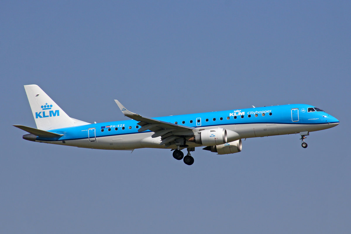 KLM CityHopper, PH-EZE, Embraer Emb-190LR, 13.September 2016, ZRH Zürich, Switzerland.