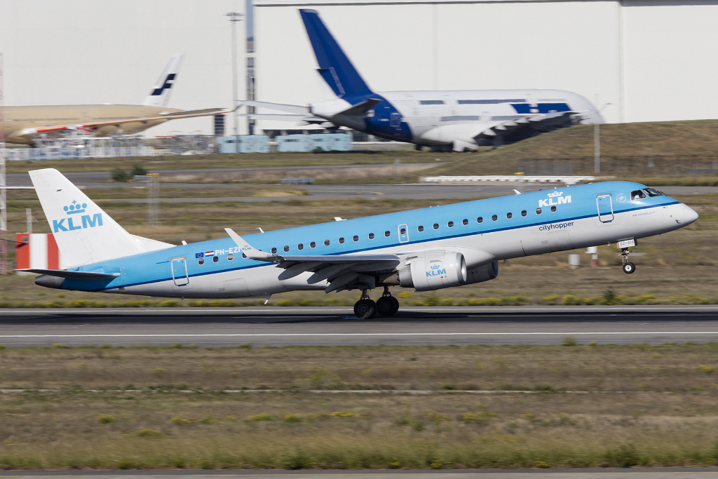 KLM - Cityhopper, PH-EZK, Embraer, ERJ-190LR, 29.09.2015, TLS, Toulouse, France 




