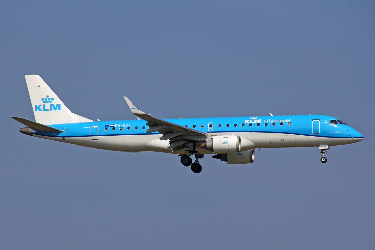 KLM Cityhopper, PH-EZK, Embraer Emb-190STD, 25.März 2017, ZRH Zürich, Switzerland.