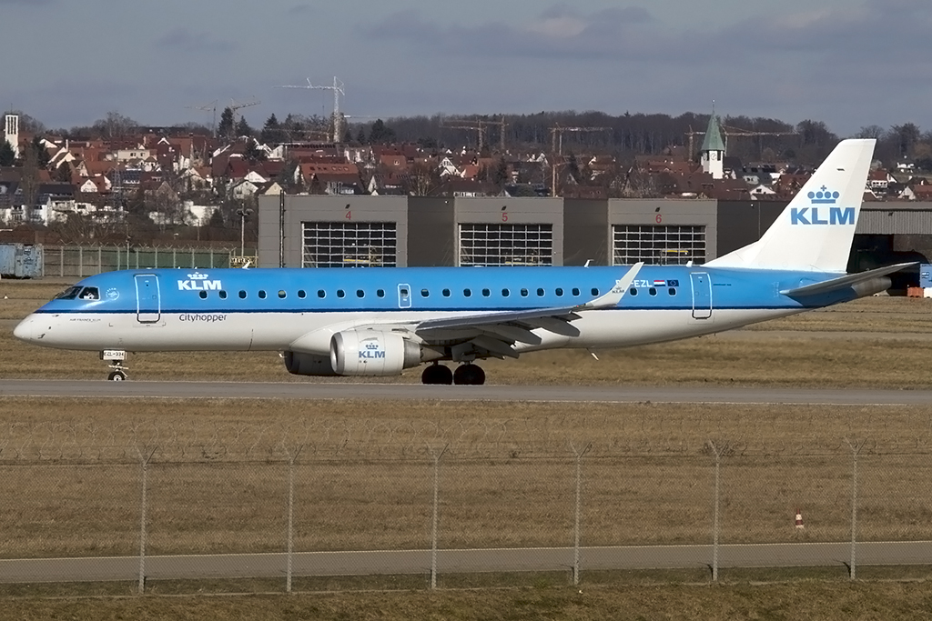 KLM - Cityhopper, PH-EZL, Embraer, ERJ-190LR, 23.02.2014, STR, Stuttgart, Germany





