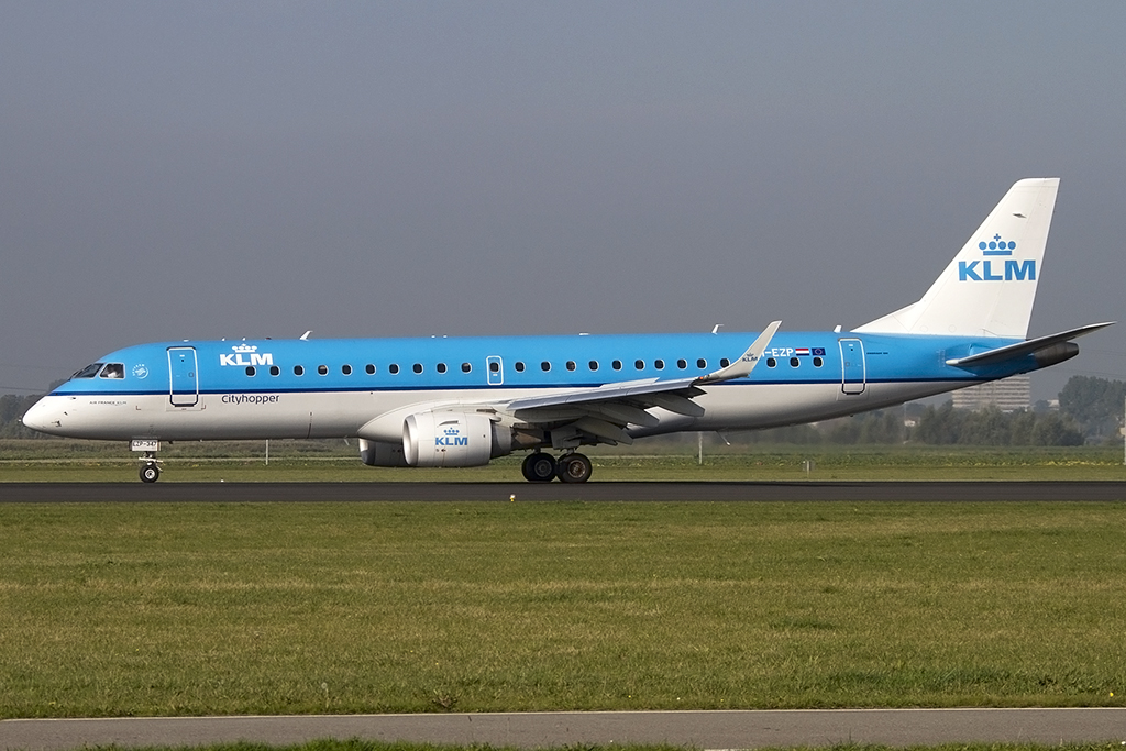 KLM - Cityhopper, PH-EZP, Embraer, 190LR, 07.10.2013, AMS, Amsterdam, Netherlands 




